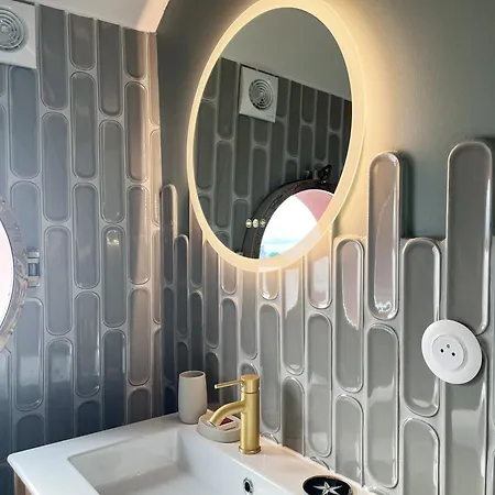 La Peniche - Hisseo 4* Tain-lʼHermitage