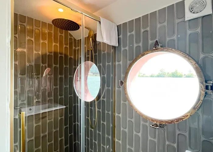 Hotel apartamentowy La Peniche - Hisseo Tain-lʼHermitage